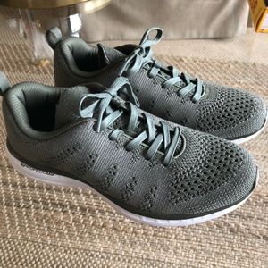 APL Tennis Shoes - Propelium- never been worn!